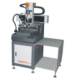 小型數(shù)控雕刻機 精工細(xì)作的桌面制造革命